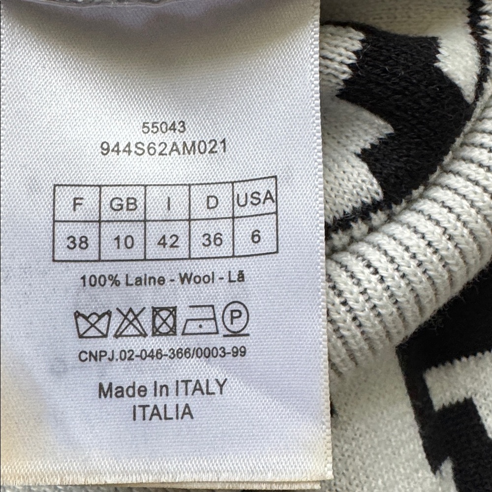 Christian Dior STYLE Black & White Houndstooth Knit Set - Picture 5 of 5